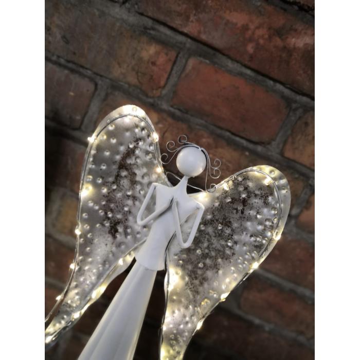 Bílý anděl se stříbrnými křídly - DS, výška 40cm, modlící se